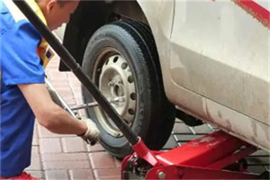 新成路附近拖车24小时服务热线电话