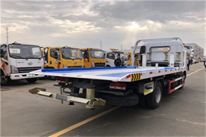 新成路汽车救援补胎